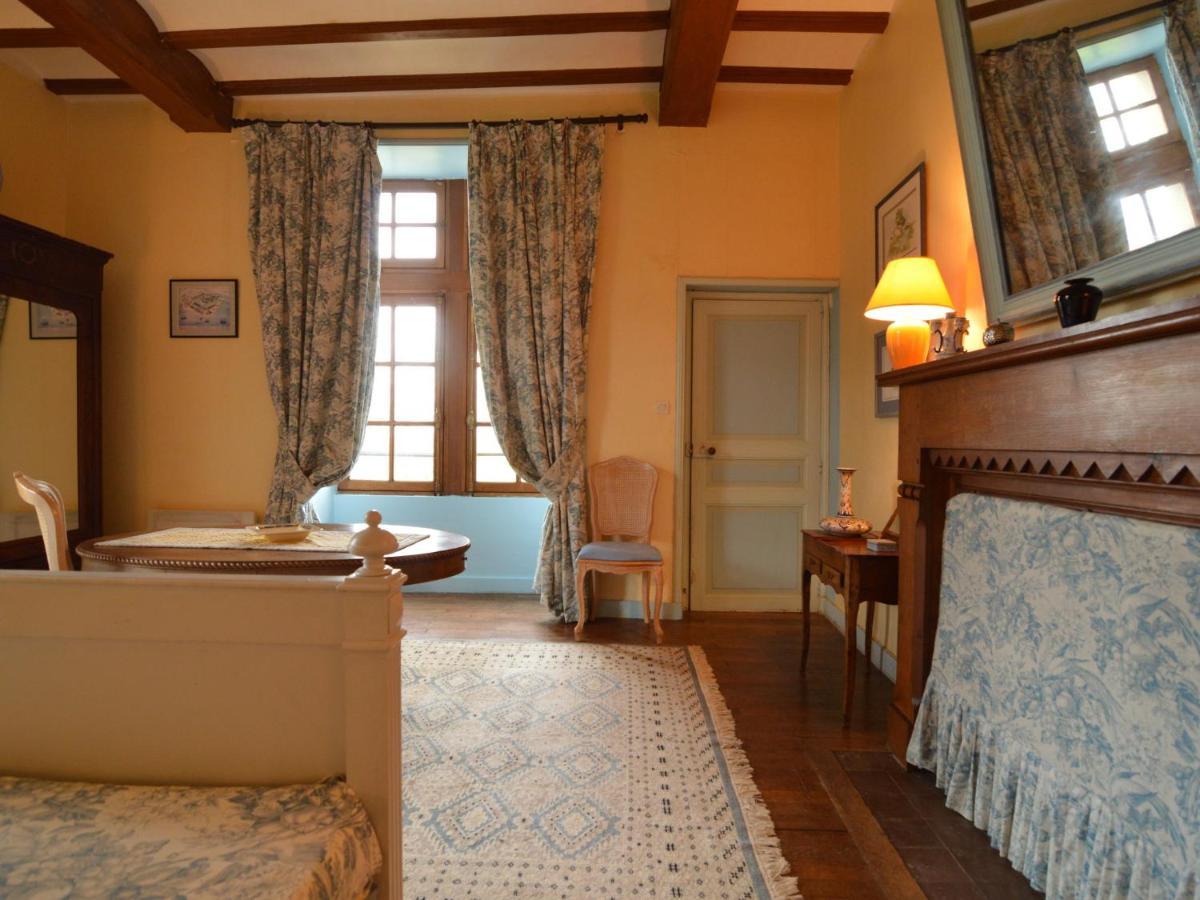Magnificent Holiday Home With Pool Saint-Paul-du-Bois Rum bild